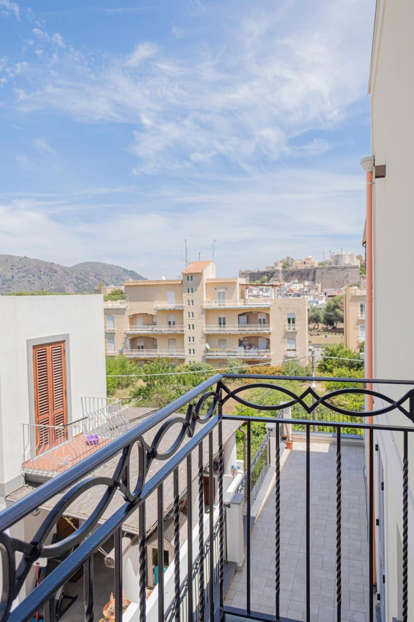 Appartamenti Il Ventaglio Lipari  Exteriör bild